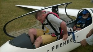 Dokowanie w kabinie :) - z tylu mistrz drugiego planu i pilot w jednym :) 