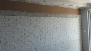 Układanie kamienia dekoracyjnego